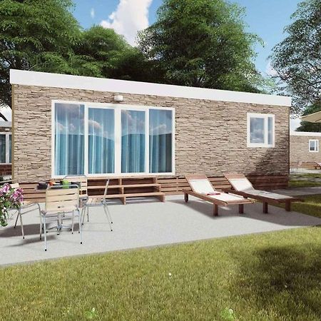 Mobilehomes In Sirmione/Gardasee 22177 ภายนอก รูปภาพ