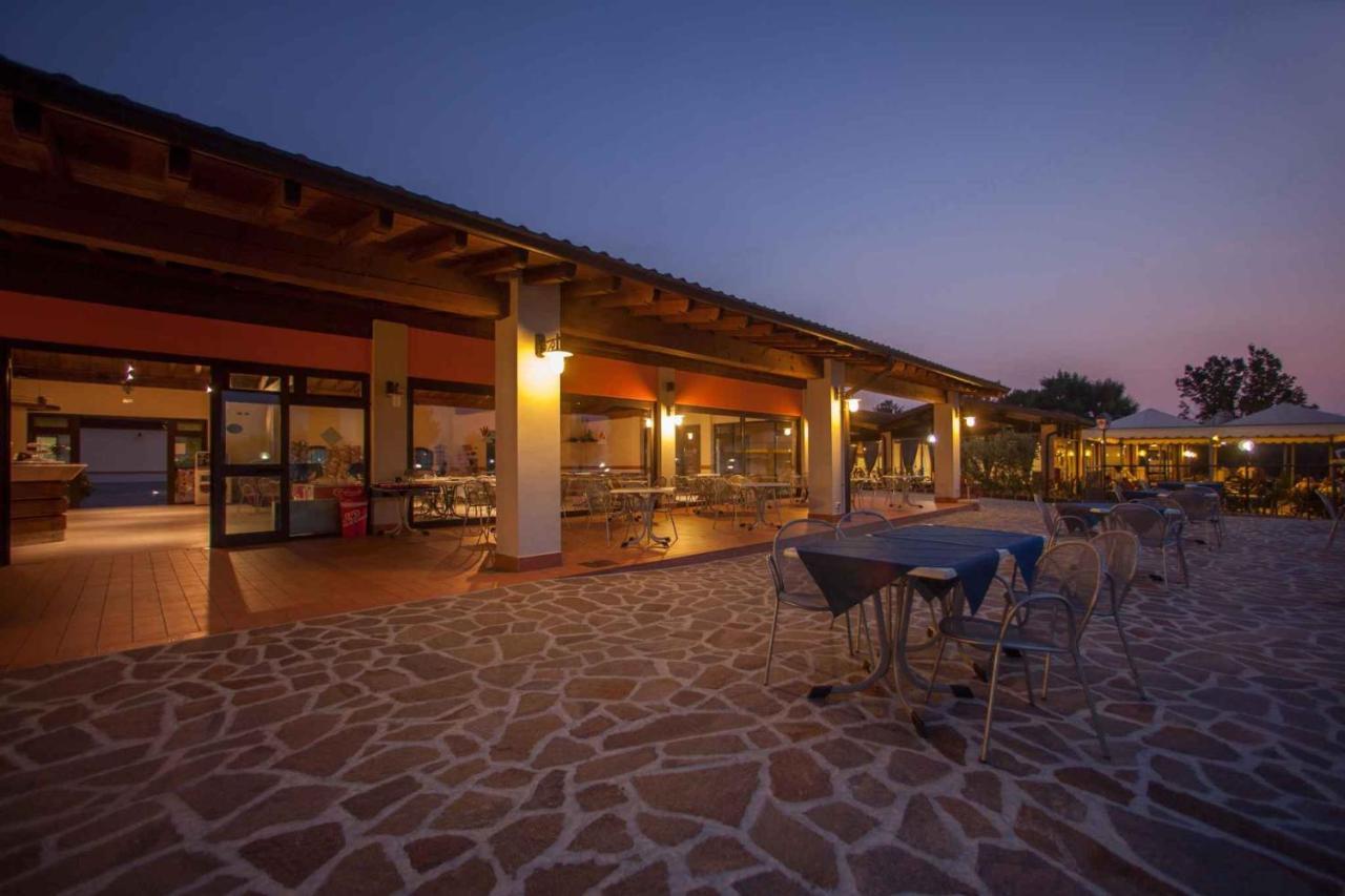 Mobilehomes In Sirmione/Gardasee 22177 ภายนอก รูปภาพ