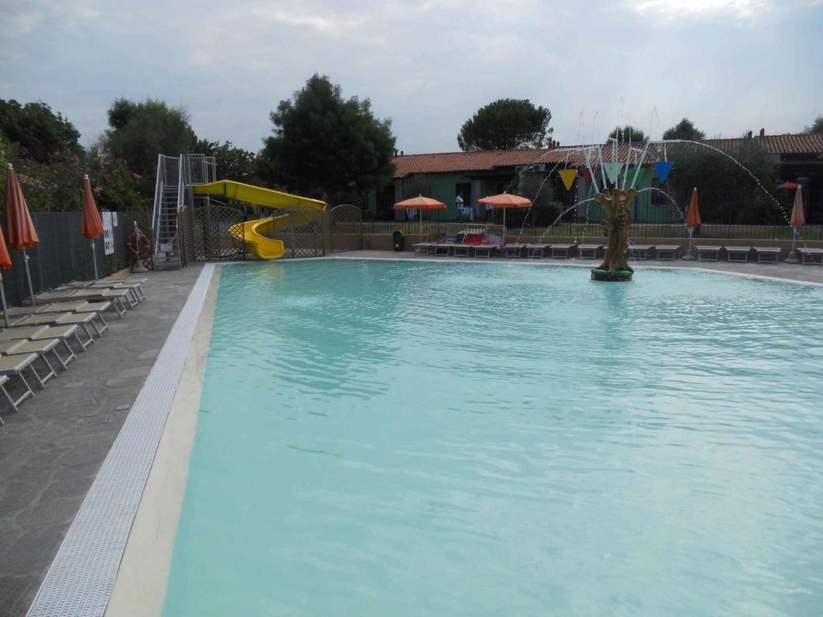 Mobilehomes In Sirmione/Gardasee 22177 ภายนอก รูปภาพ